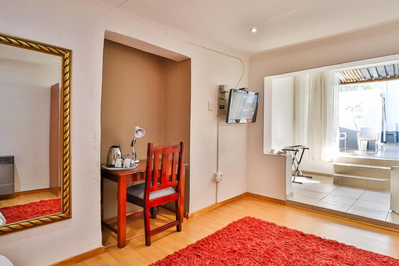 Sunbury Bed And Breakfast Joanesburgo Exterior foto