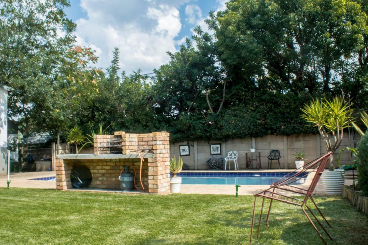 Sunbury Bed And Breakfast Joanesburgo Exterior foto